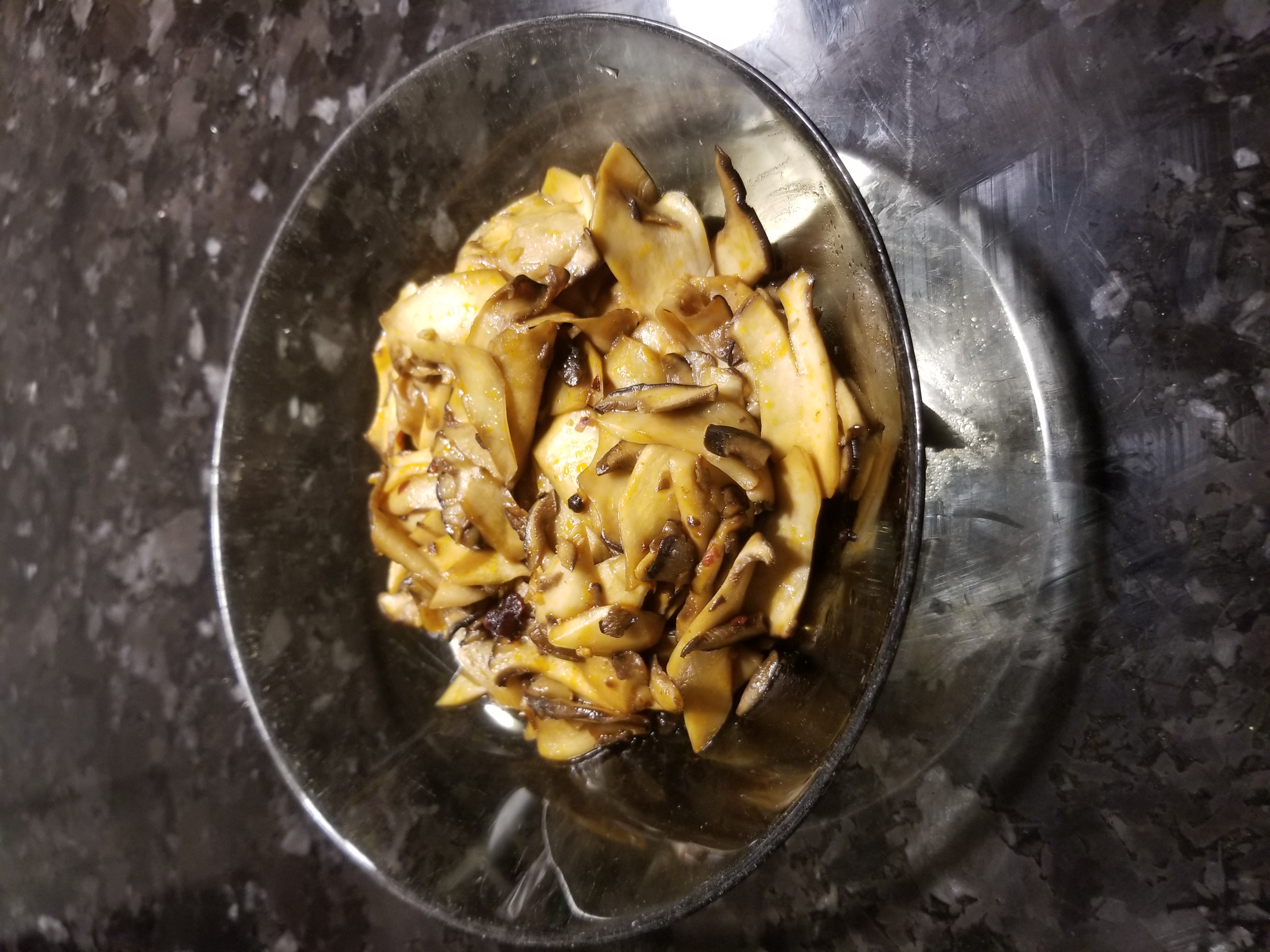 Sautéed Spicy King Oyster Mushroom